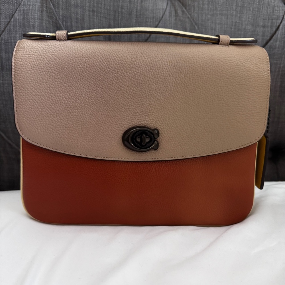 GUC Coach CASSIE Crossbody Bag - Picture 13 of 16
